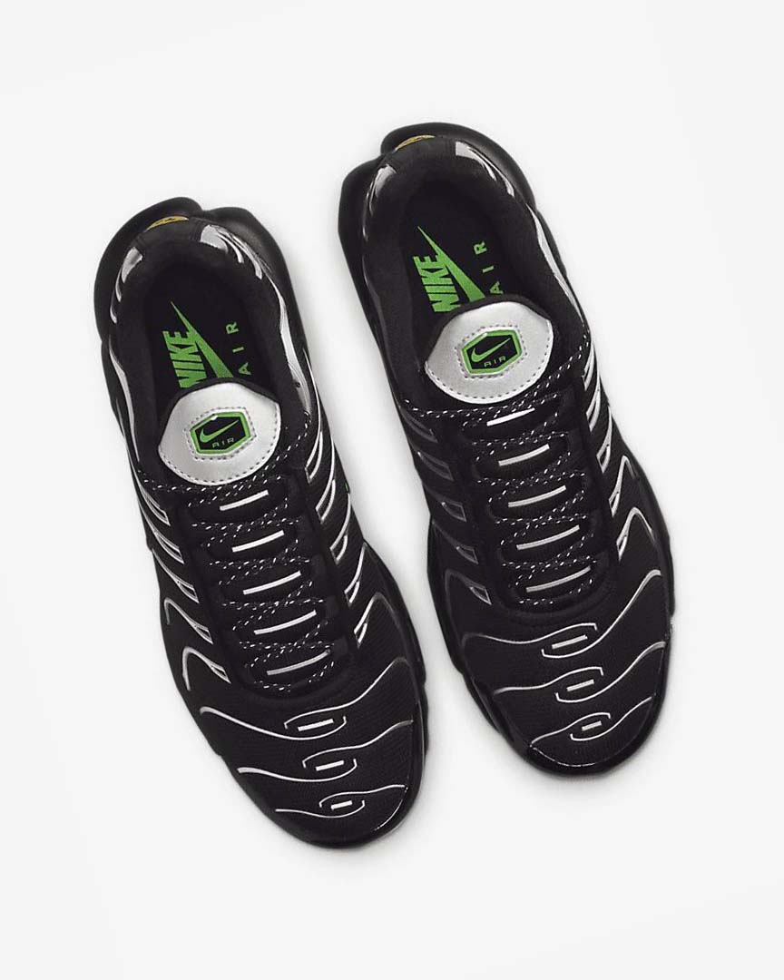 Nike Air Max Plus Joggesko Herre Svarte Grønn Metal Sølv Svarte | NO2381