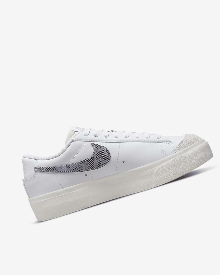 Nike Blazer Low Platform Joggesko Dame Hvite Hvite Lyse Blå | NO2255