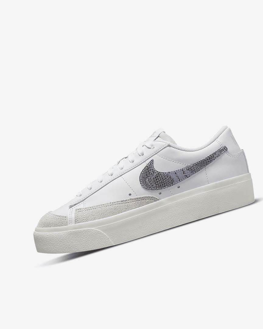 Nike Blazer Low Platform Joggesko Dame Hvite Hvite Lyse Blå | NO2255