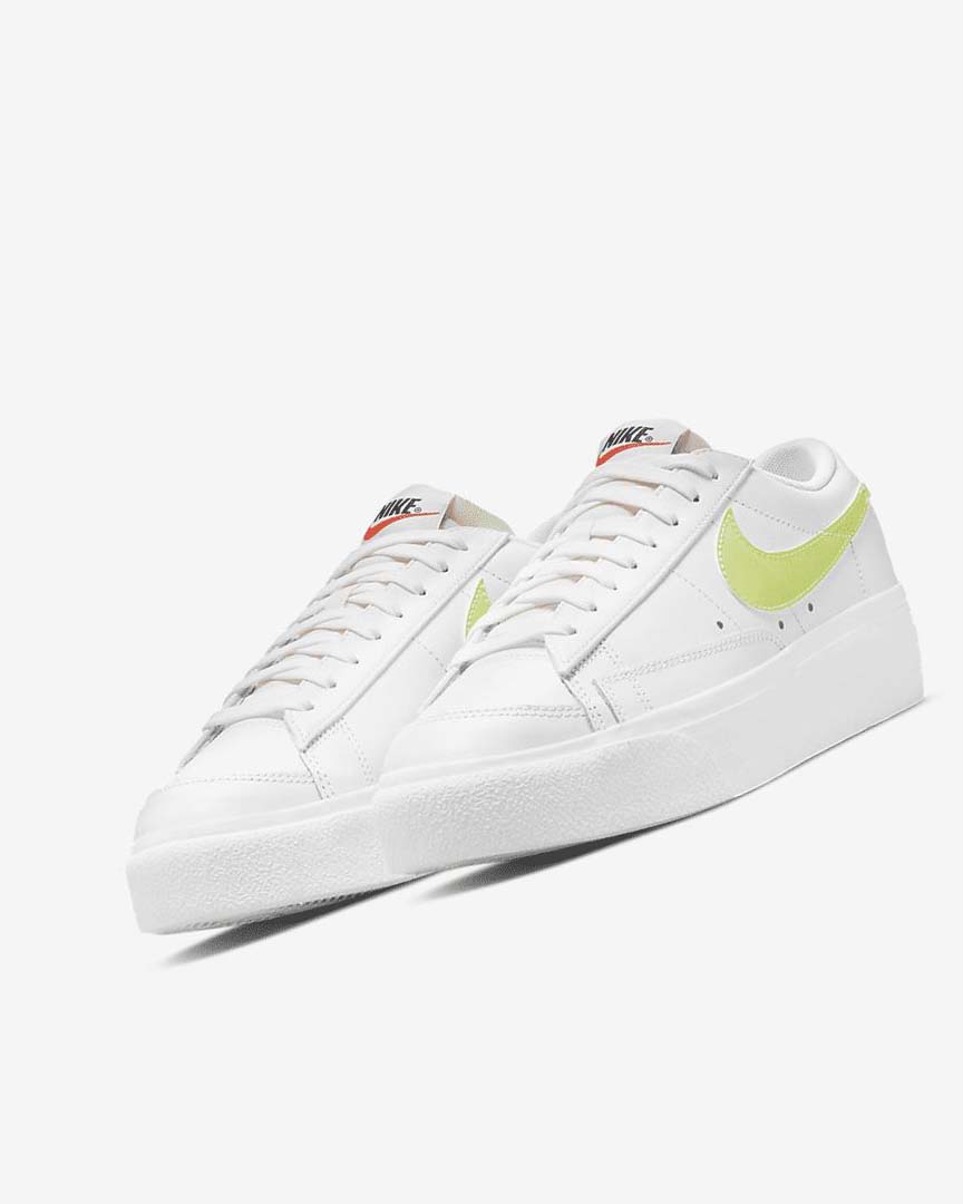 Nike Blazer Low Platform Joggesko Dame Hvite Hvite Svarte Lyse Sitron | NO5414