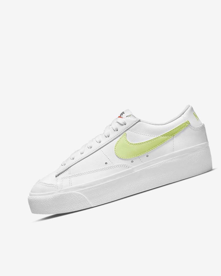 Nike Blazer Low Platform Joggesko Dame Hvite Hvite Svarte Lyse Sitron | NO5414