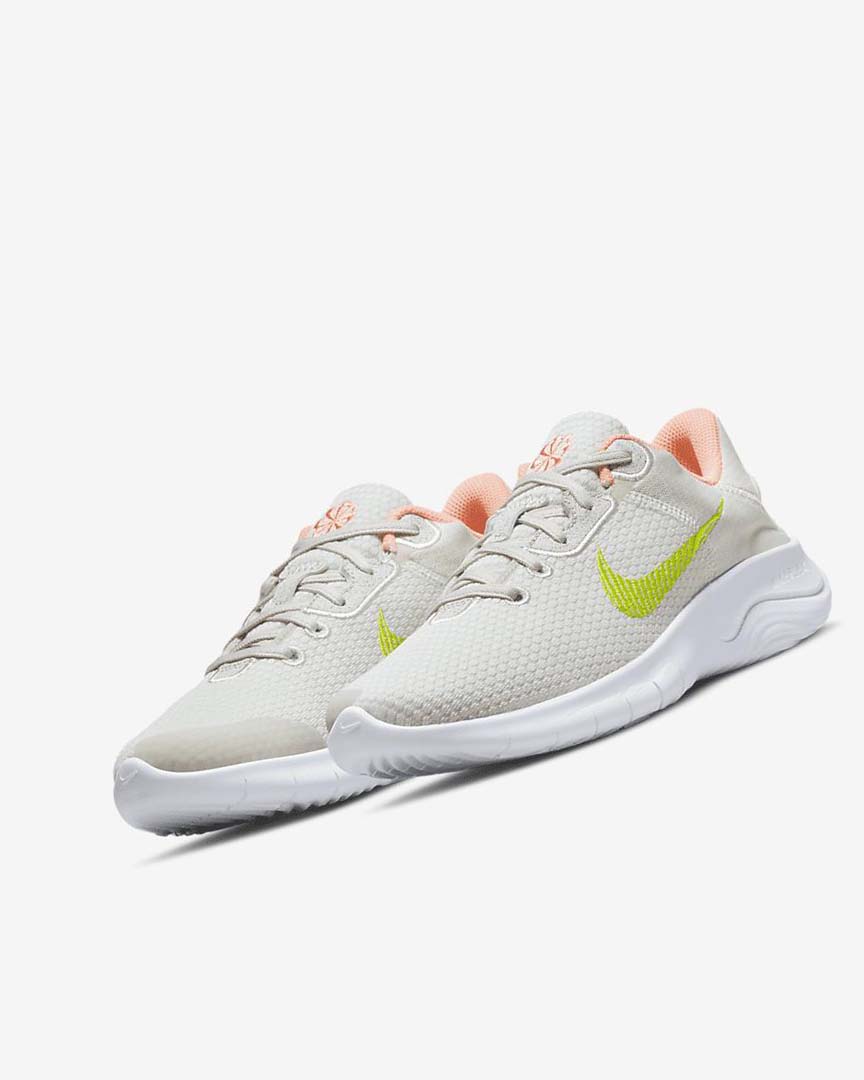 Nike Flex Experience Run 11 Next Nature Løpesko Vei Dame Lyse Beige Rød Grønn | NO2935