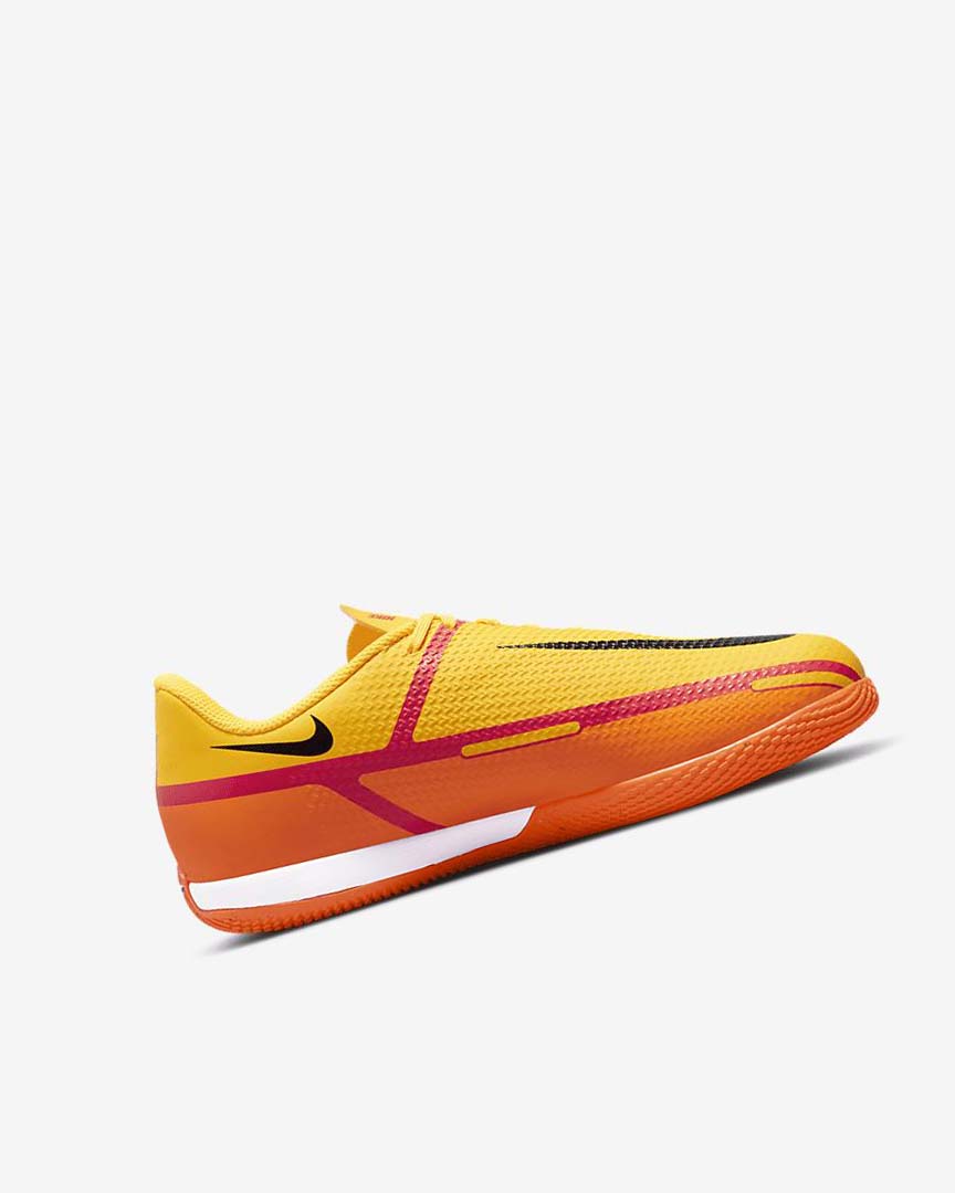 Nike Jr. Phantom GT2 Academy IC Fotballsko Gutt Oransje Oransje Lyse Rød Svarte | NO2903