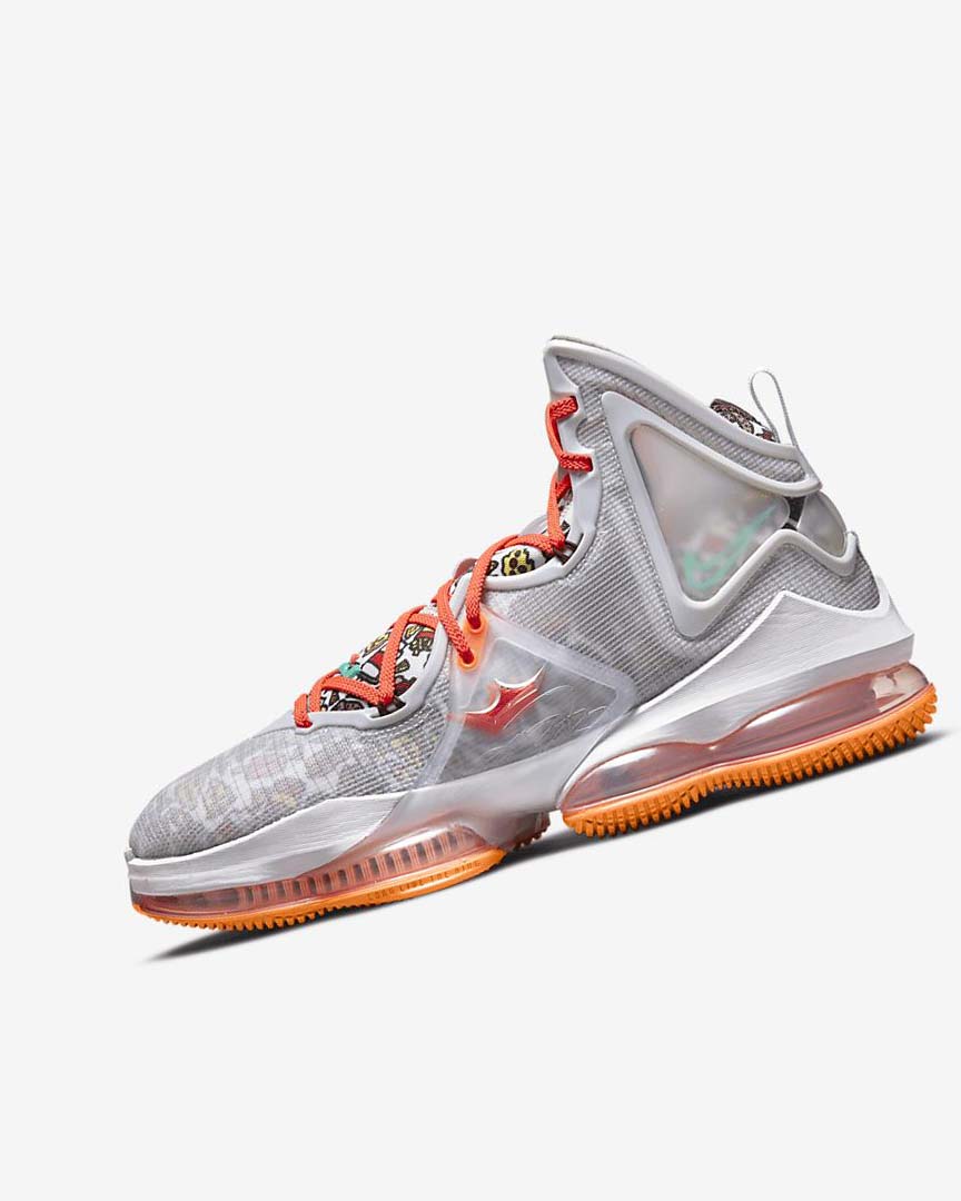 Nike LeBron 19 Basketsko Dame Grå Oransje Lyse Rød Grønn | NO2529