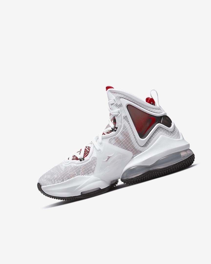 Nike LeBron 19 Basketsko Gutt Hvite Svarte Rød | NO2523