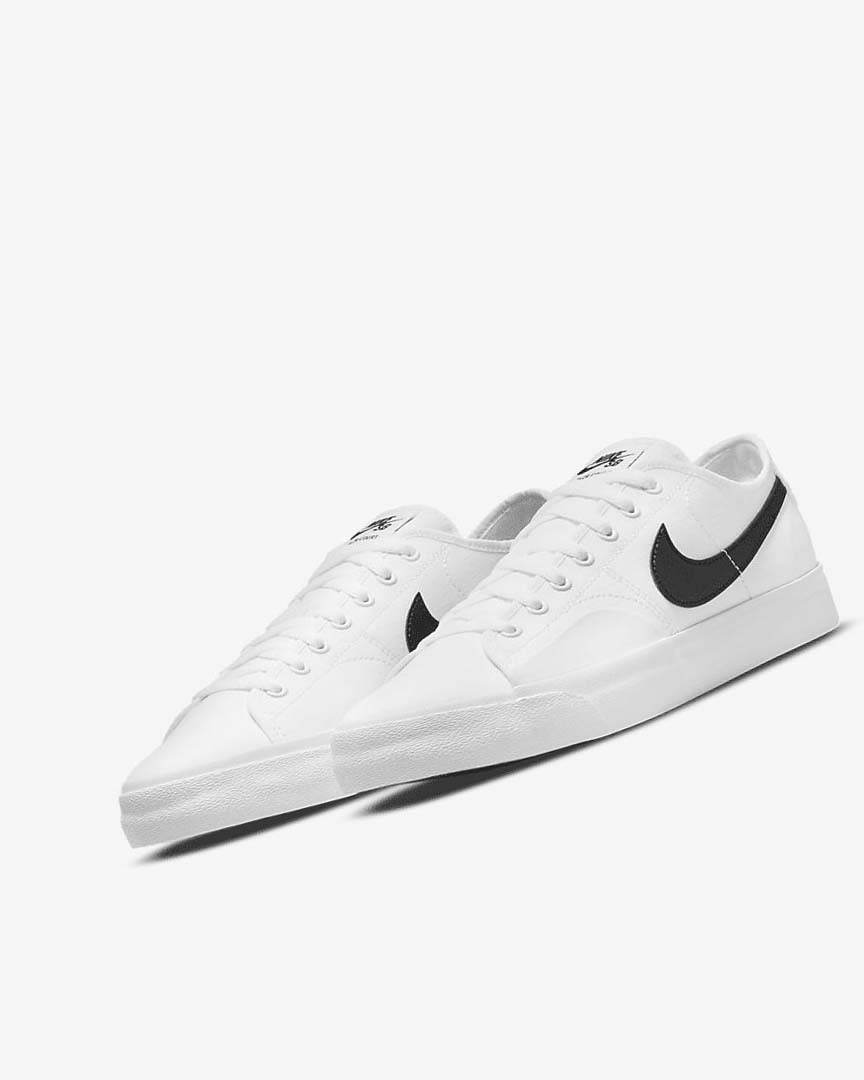 Nike SB BLZR Court Skatesko Dame Hvite Hvite Svarte Svarte | NO5576