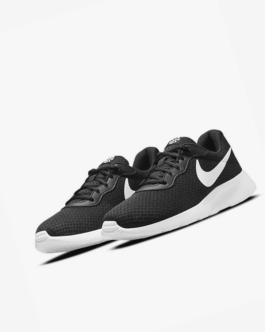 Nike Tanjun Joggesko Herre Svarte Hvite | NO2569