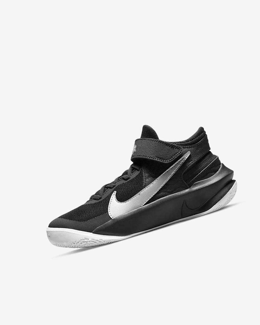 Nike Team Hustle D 10 FlyEase Basketsko Gutt Svarte Hvite Metal Sølv | NO4951