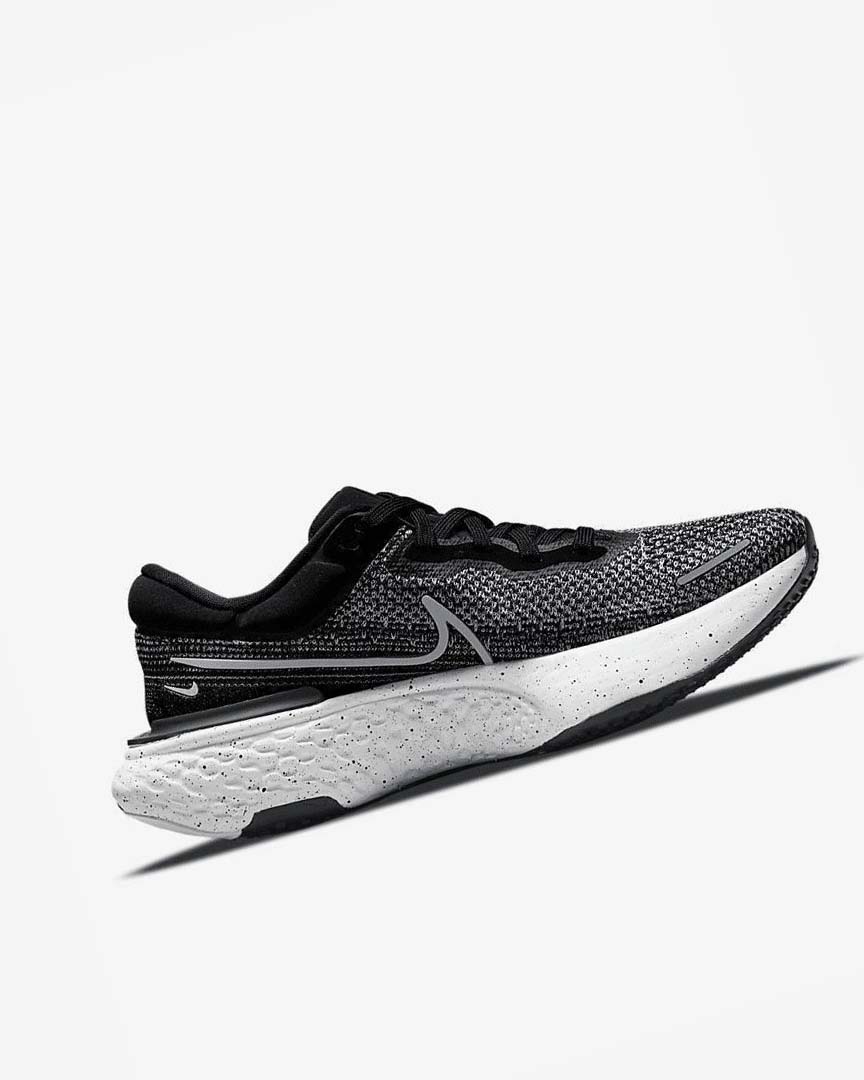 Nike ZoomX Invincible Run Flyknit Løpesko Vei Herre Svarte Hvite | NO2745