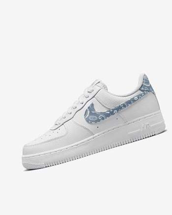 Nike Air Force 1 '07 Essential Joggesko Dame Hvite Hvite Hvite Blå | NO5549