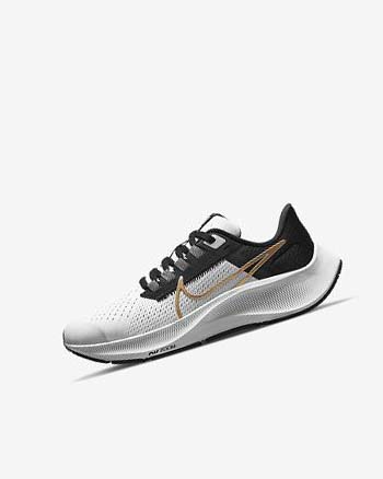 Nike Air Zoom Pegasus 38 Løpesko Vei Gutt Lyse Grå Grå Metal Gull | NO5406