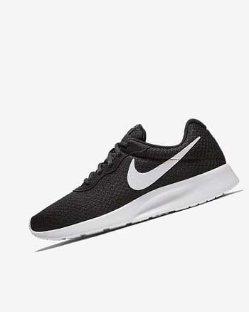 Nike Tanjun Joggesko Dame Svarte Hvite | NO2751